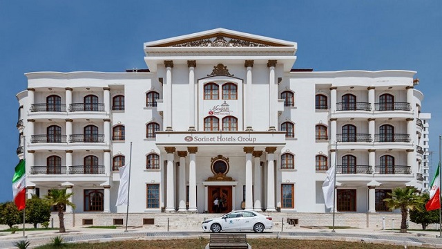 View of Surinet Maryam Hotel 