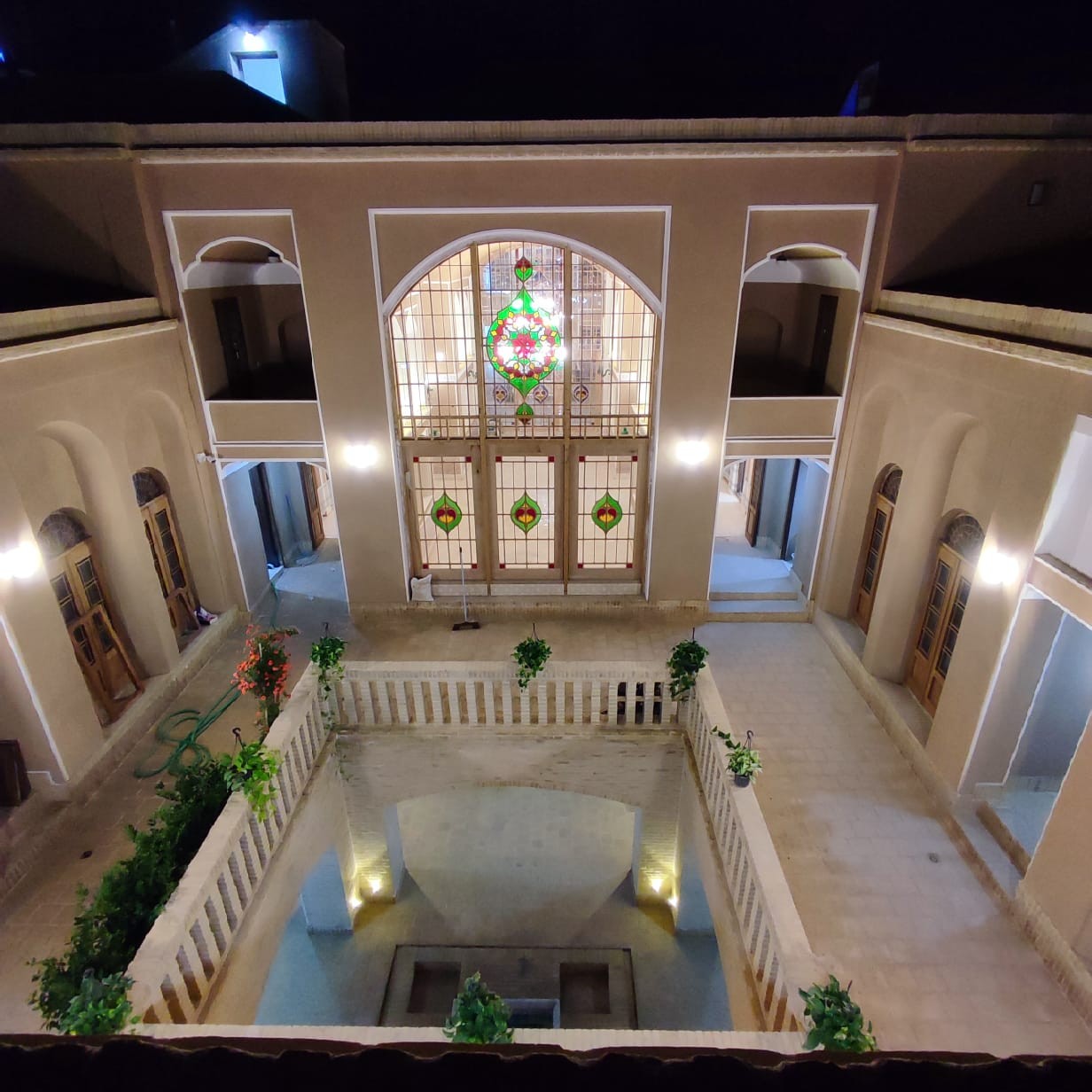 نمای ظاهری TraditionalHouse شهر جهان 